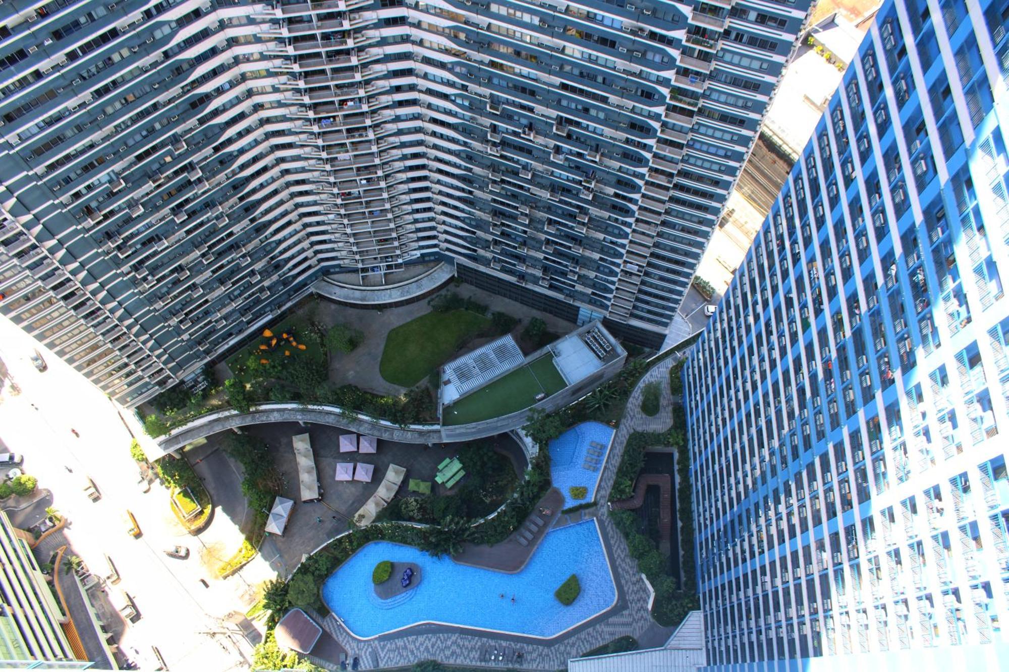 Stylish&Comfort Unit With Balcony In Air Makati Makati City Exteriör bild