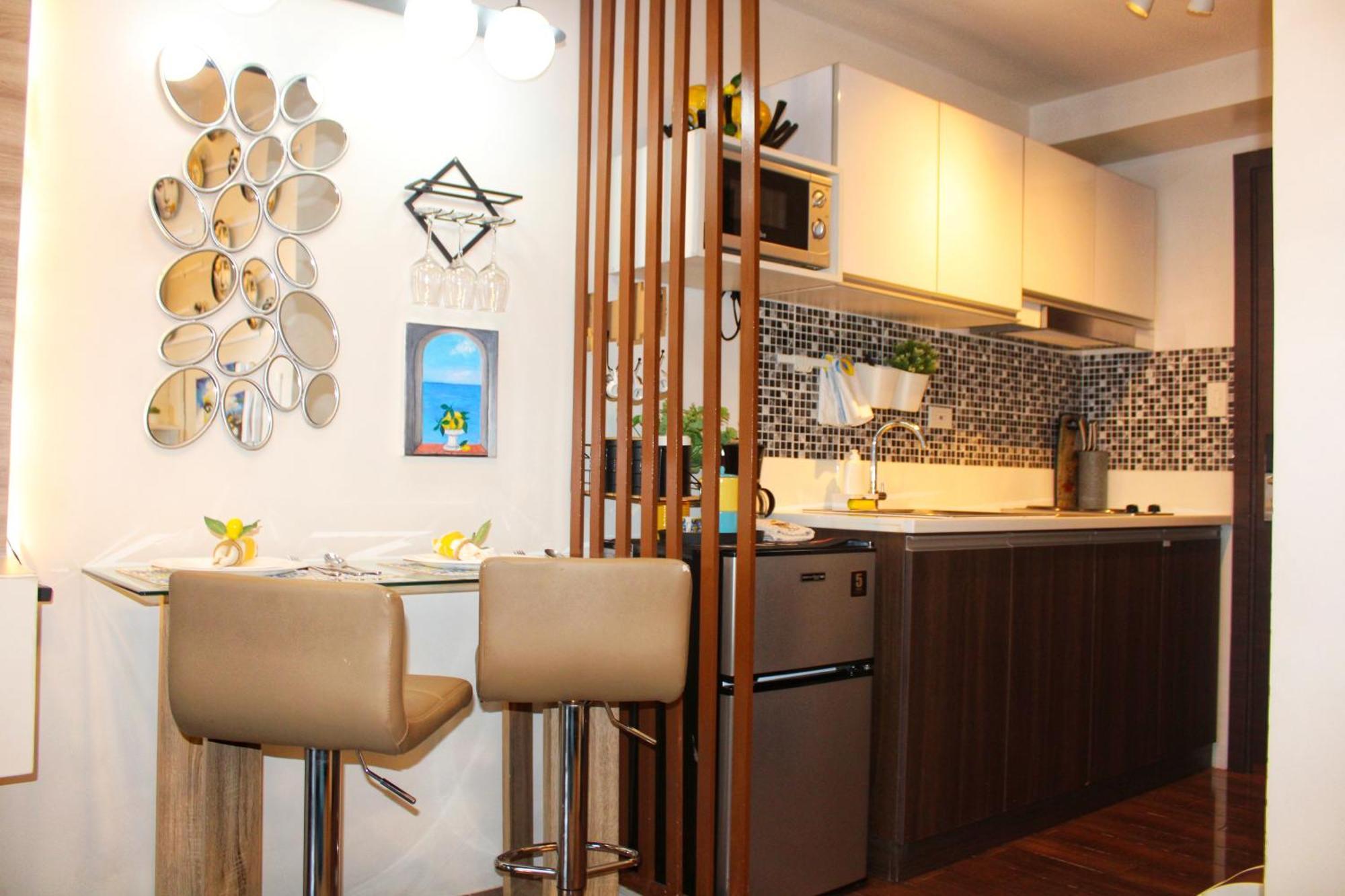 Stylish&Comfort Unit With Balcony In Air Makati Makati City Exteriör bild